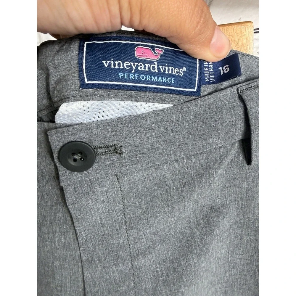 Vineyard Vines Performance Shorts Boys Size 16 Gray Flat Front Golf Stretch